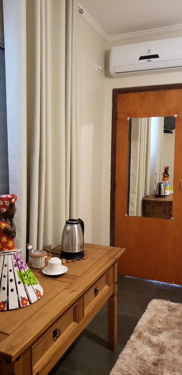 Suites Ambiente Familiar -Prox Do Thermas Aguas de Sao Pedro Phòng bức ảnh