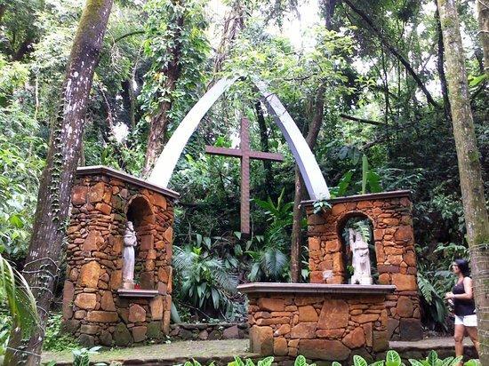 Suites Ambiente Familiar -Prox Do Thermas Aguas de Sao Pedro Ngoại thất bức ảnh